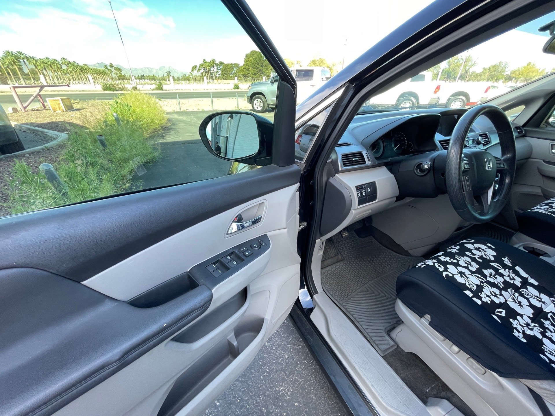 Used 2014 Honda Odyssey EX image 11