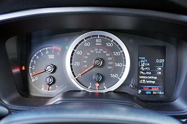 Used 2022 Toyota Corolla Cross L image 33