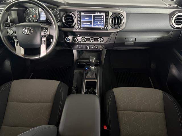 Used 2020 Toyota Tacoma TRD Off-Road image 2