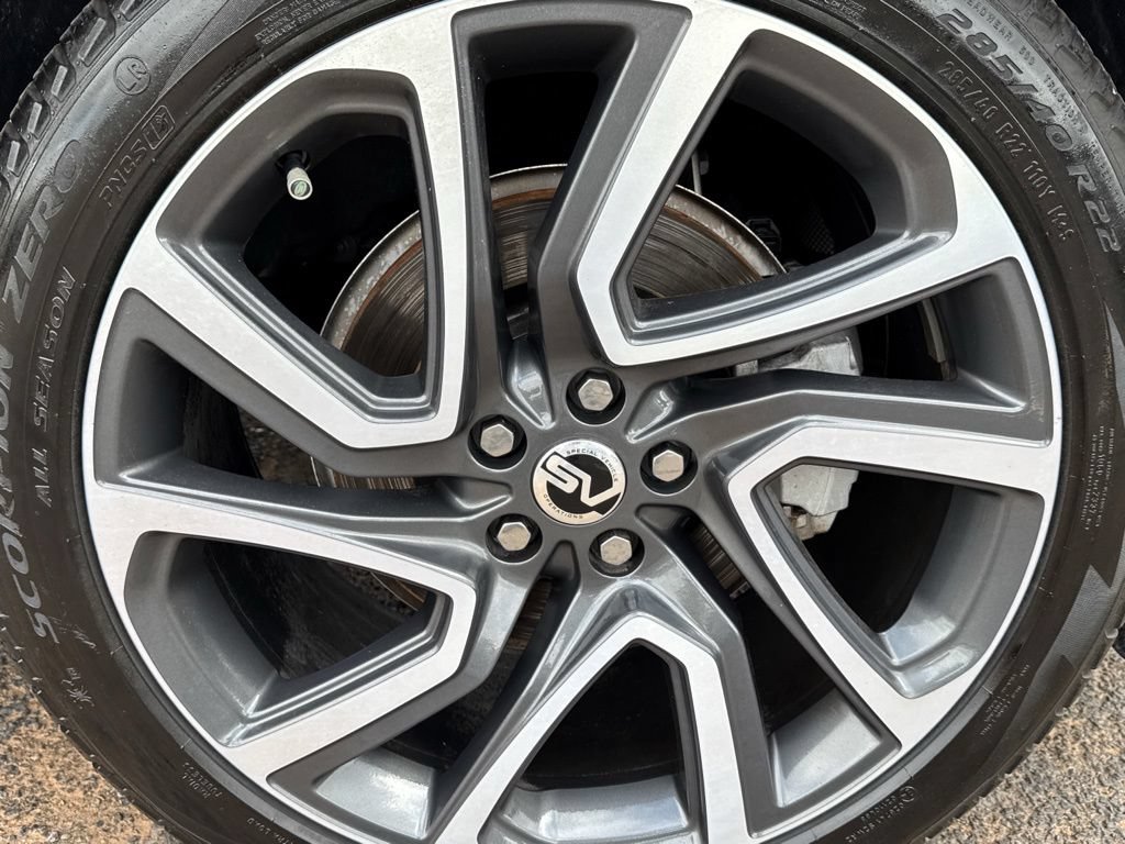 Used 2025 Land Rover Discovery S AWD/4WD image 51