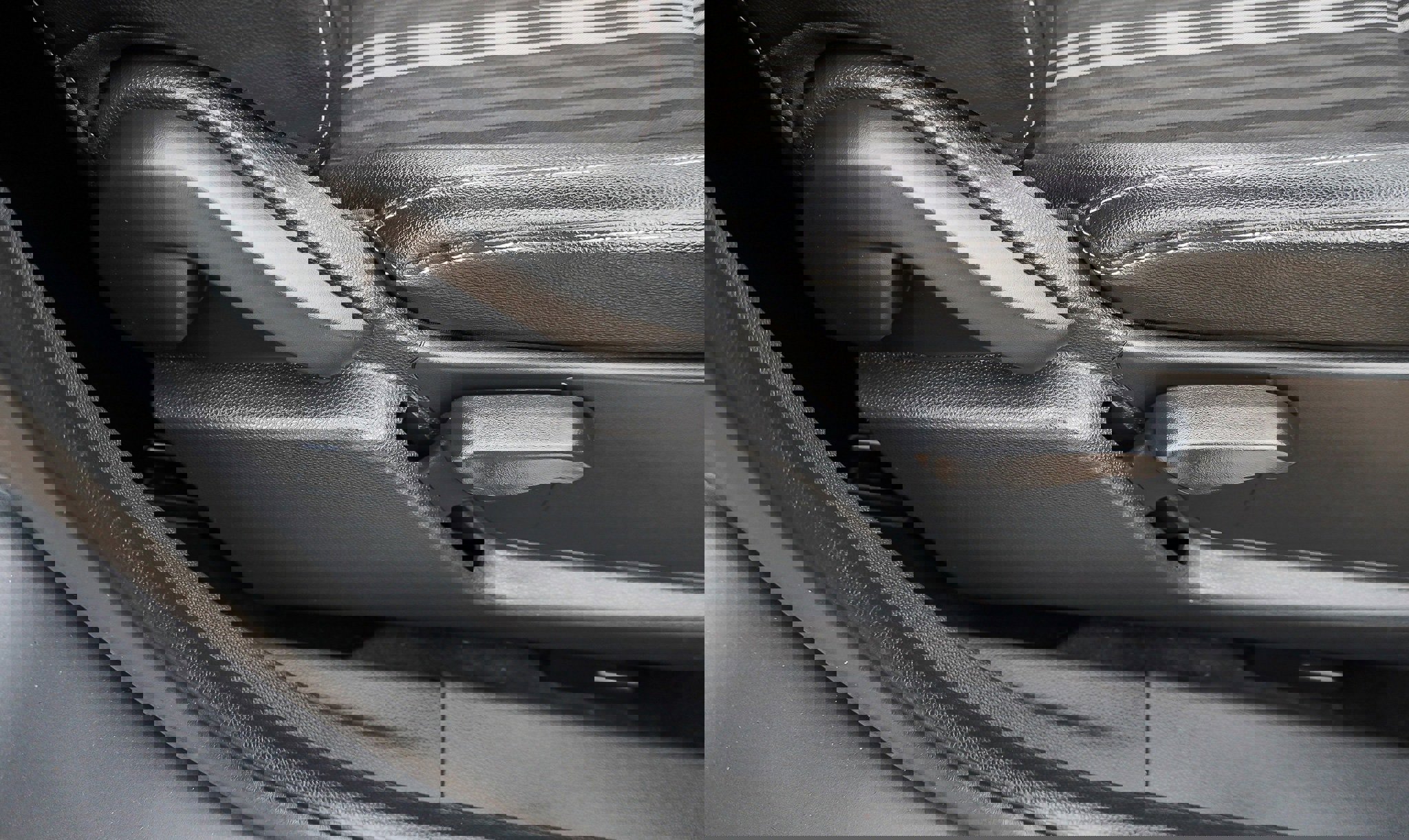 Used 2020 Ford EcoSport SES image 27