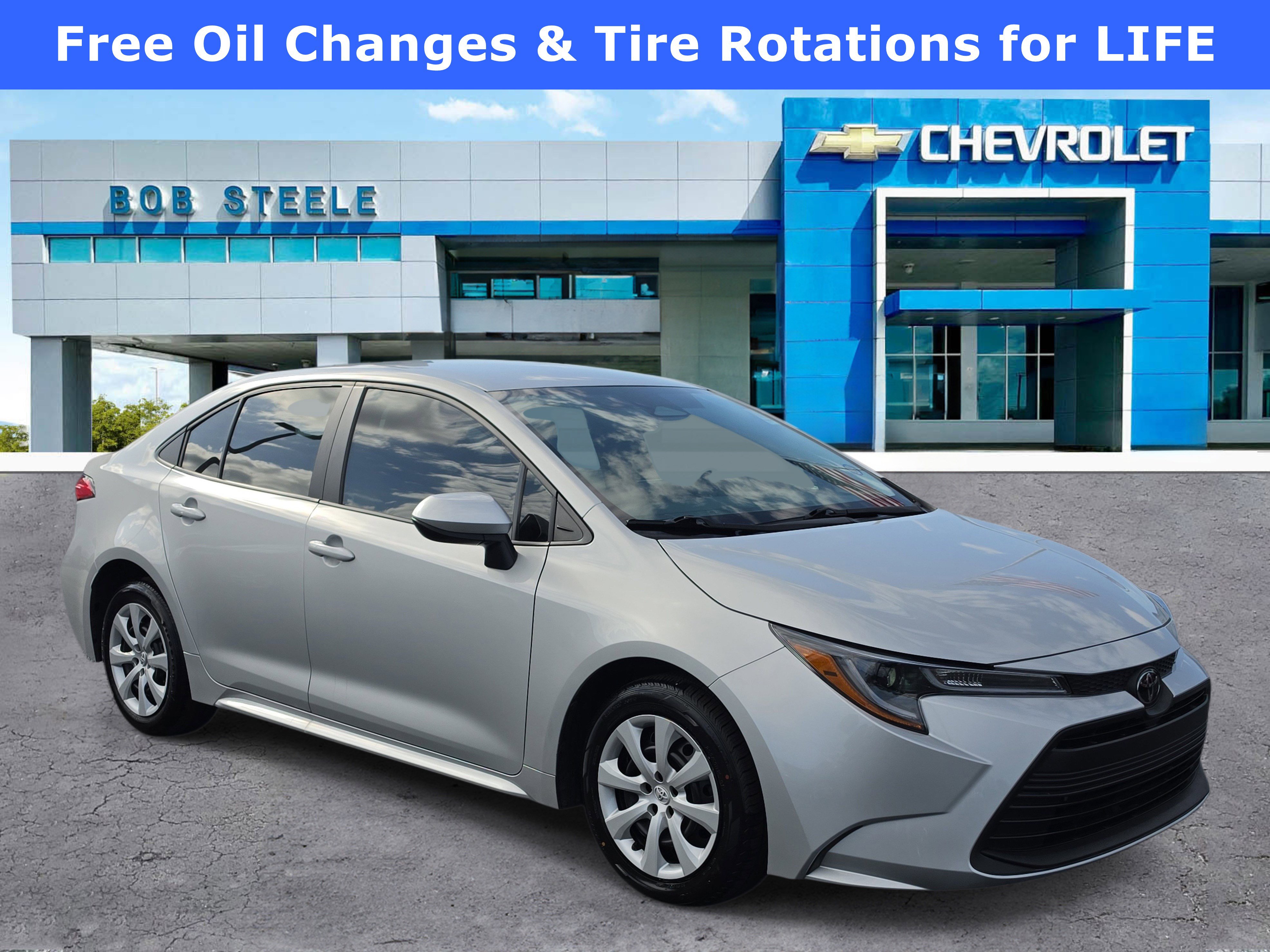 Used 2024 Toyota Corolla LE FWD image 1