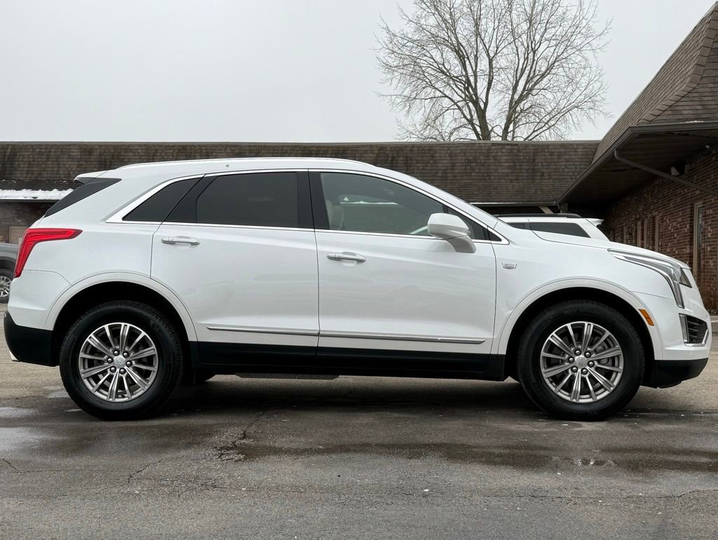 Used 2018 Cadillac XT5 Luxury w/ Driver Awareness Package image 7
