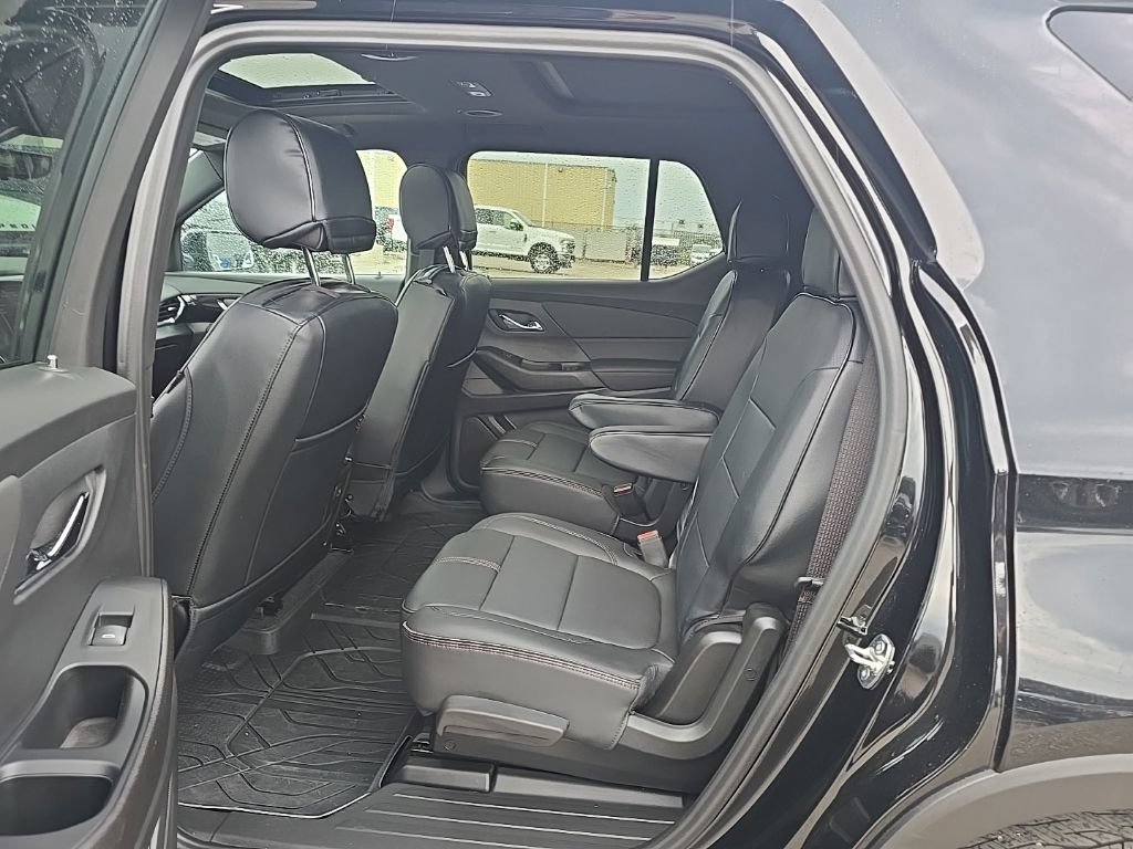 Used 2023 Chevrolet Traverse RS w/ LPO, Floor Liner Package AWD/4WD image 14