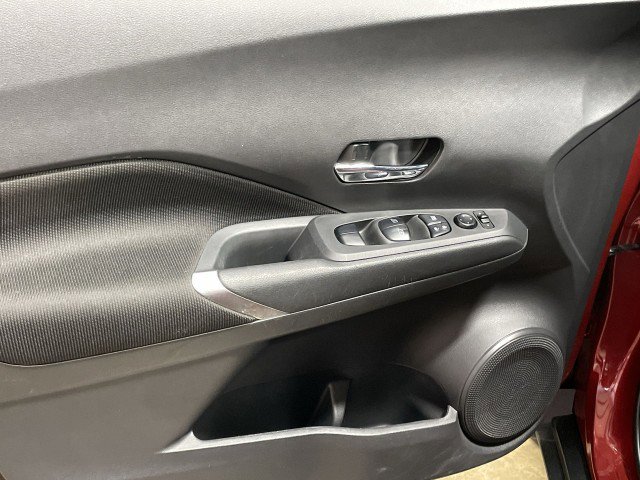 Used 2021 Nissan Kicks SV FWD image 12