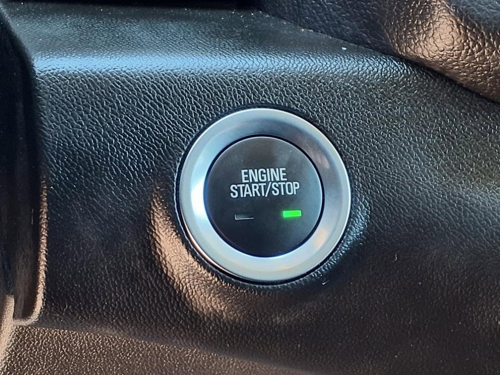 Used 2024 GMC Terrain AT4 w/ Tech Package image 27