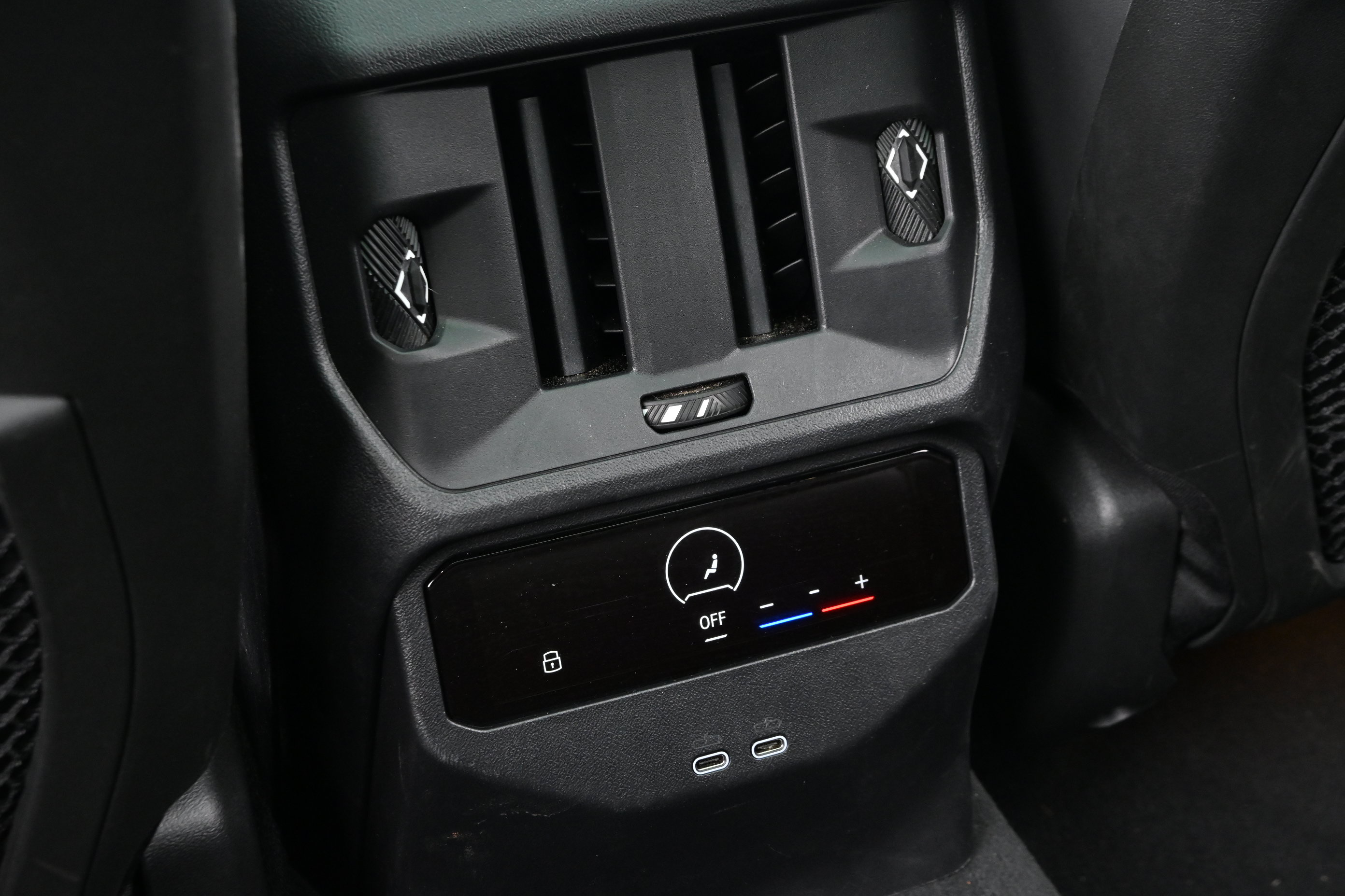 Used 2025 BMW X3 xDrive30i AWD/4WD image 26