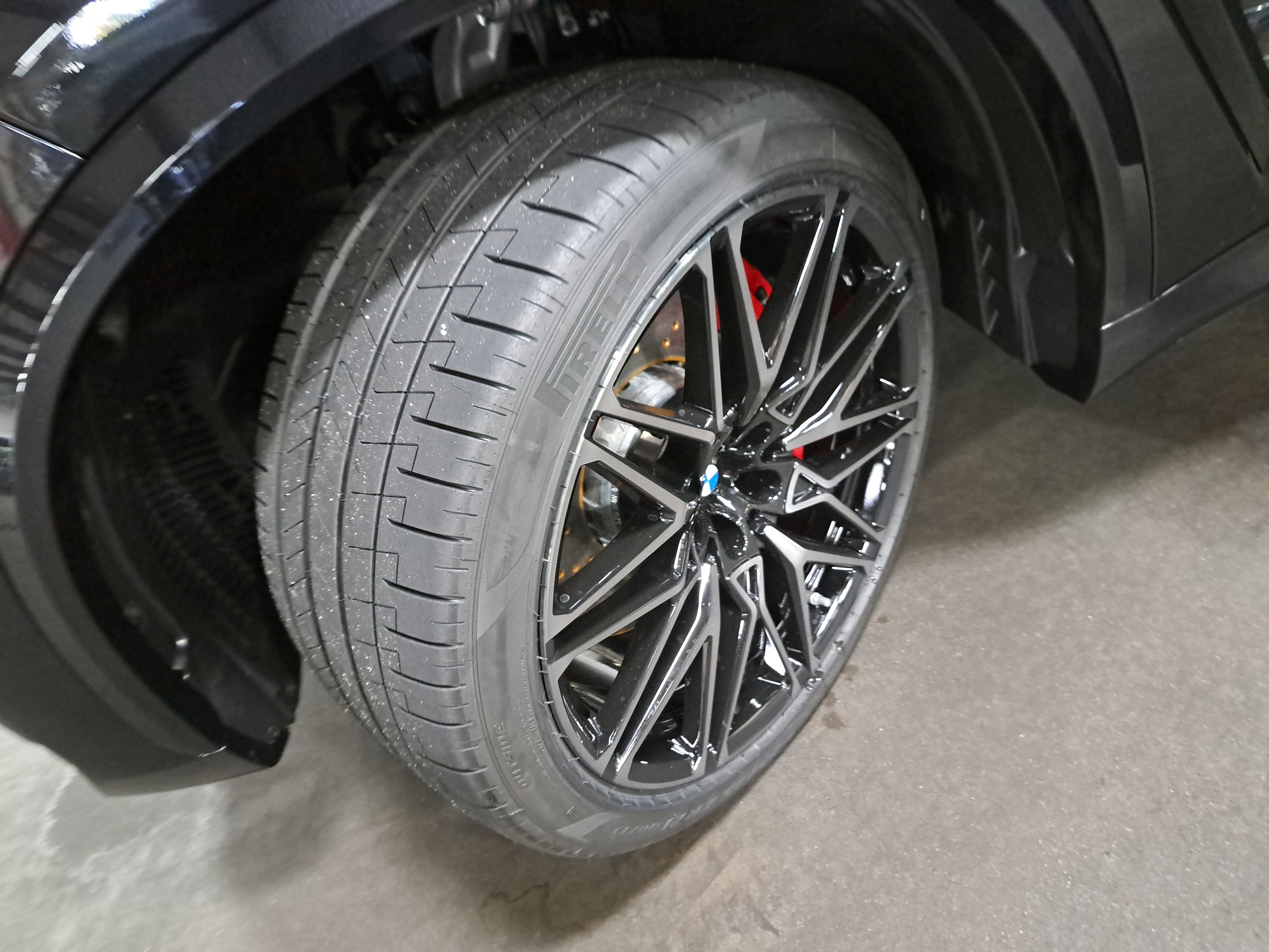 New 2026 BMW X5 M Competition w/ Executive Package image 35