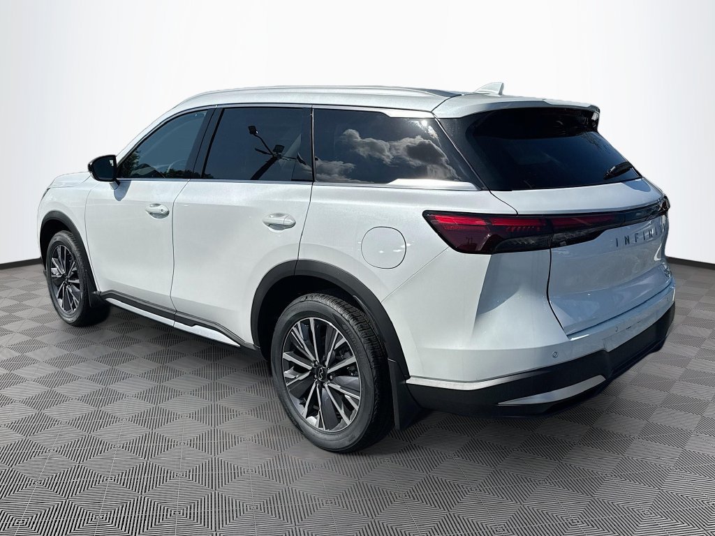 Certified 2026 INFINITI QX60 Luxe w/ Cargo Package FWD image 8