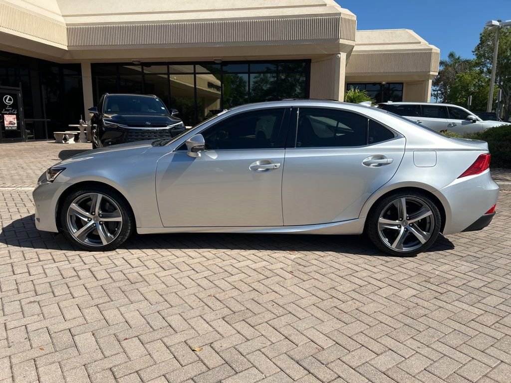 Used 2019 Lexus IS 300 RWD image 6