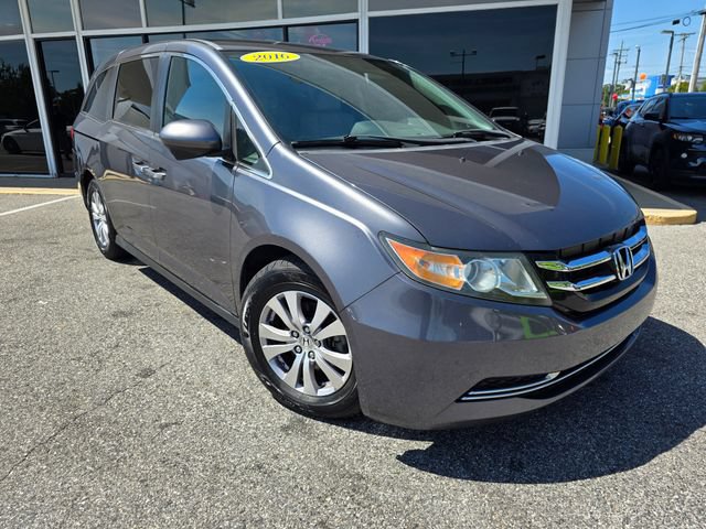 Used 2016 Honda Odyssey SE image 2