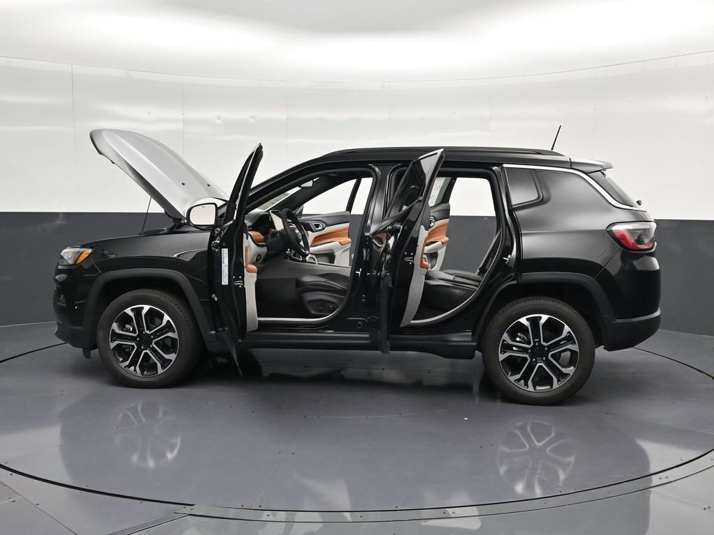 Used 2023 Jeep Compass Limited AWD/4WD image 42