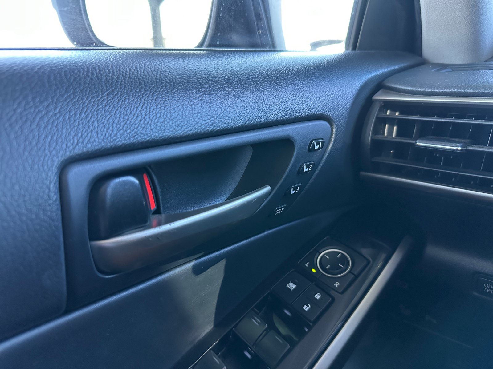Used 2020 Lexus IS 300 w/ Navigation Package RWD image 19