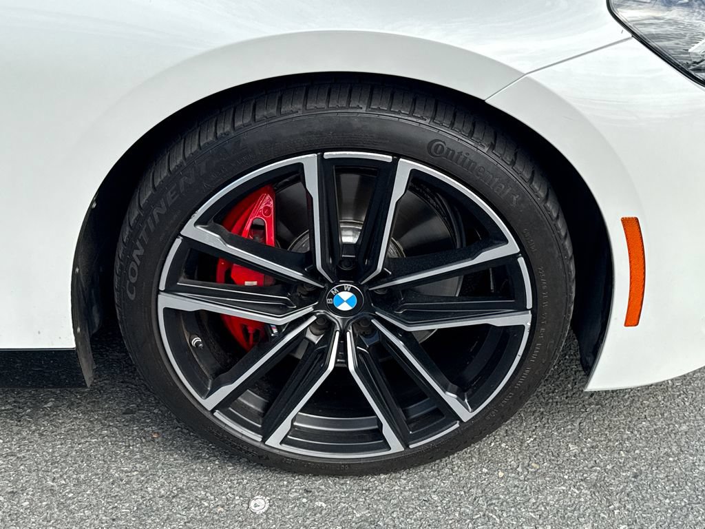 Used 2024 BMW 230i Coupe w/ Premium Package RWD image 7