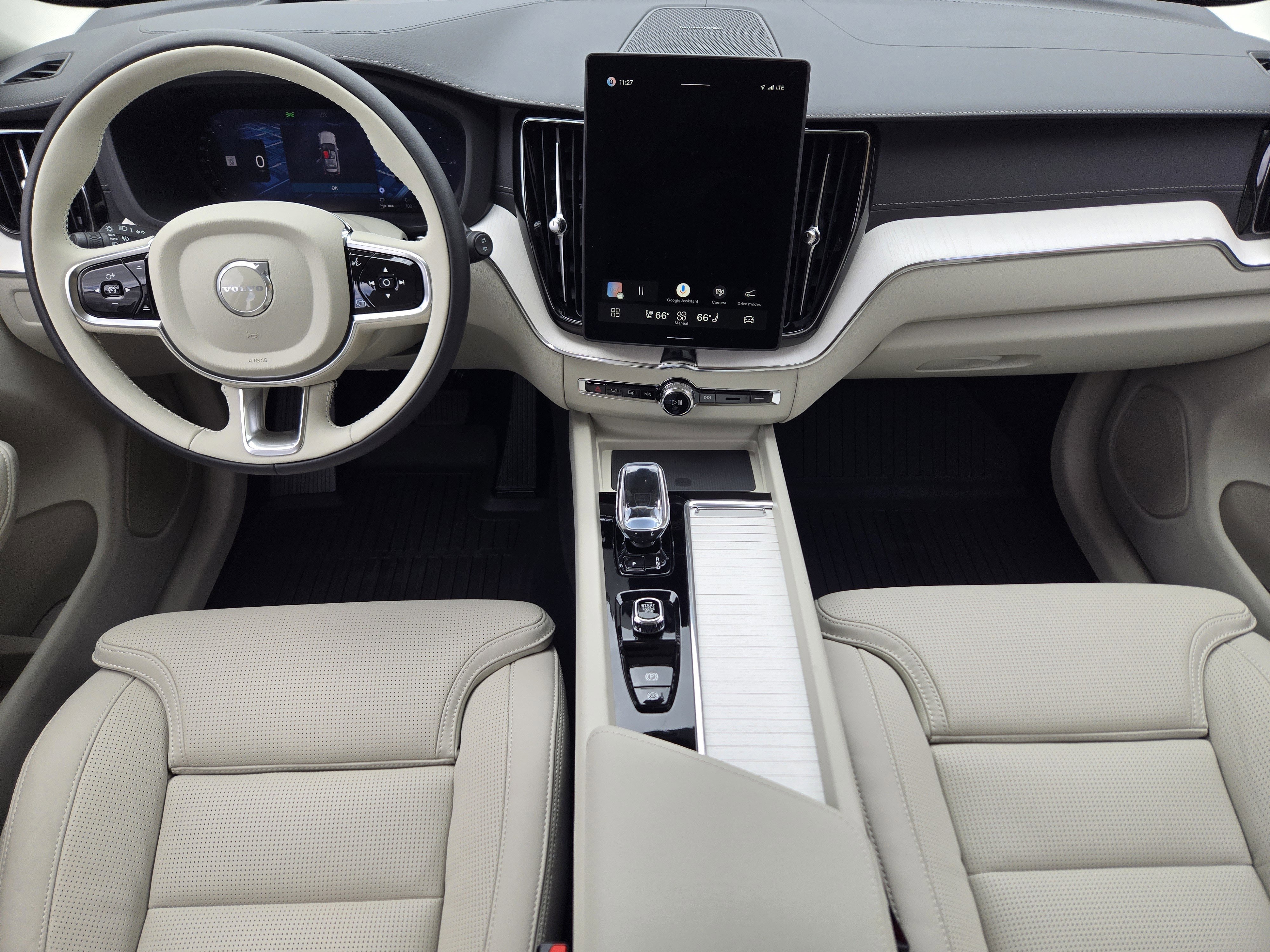 New 2026 Volvo XC60 T8 Ultra w/ Protection Package Premier AWD/4WD image 21