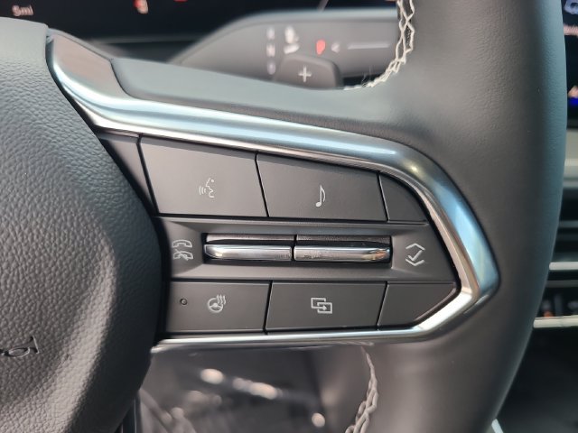 New 2027 Chevrolet Traverse LT w/ Midnight/Sport Edition FWD image 29