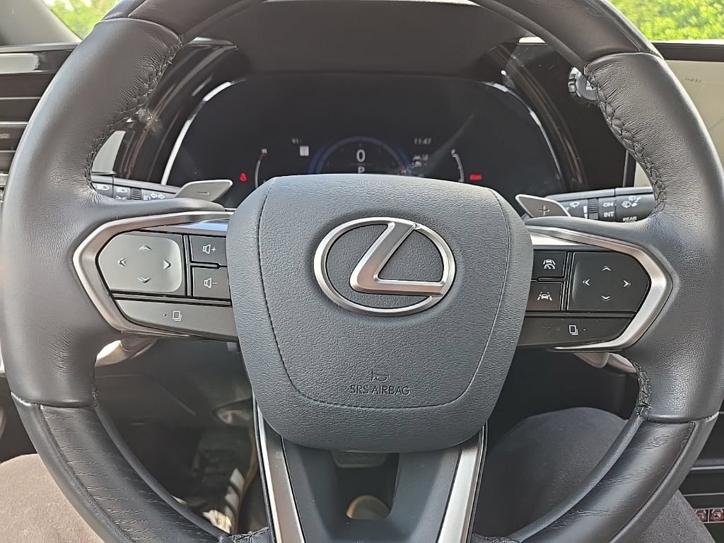 Used 2024 Lexus RX 350 Premium Plus w/ Convenience Package FWD image 17