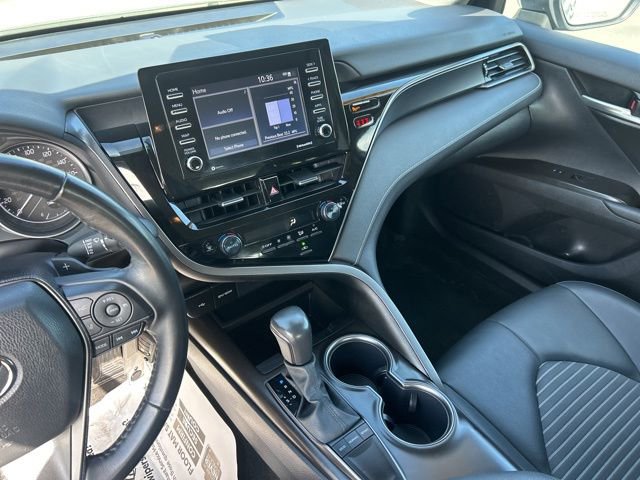 Used 2024 Toyota Camry SE image 32