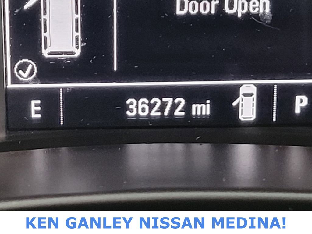 Used 2021 Chevrolet Equinox LS image 31