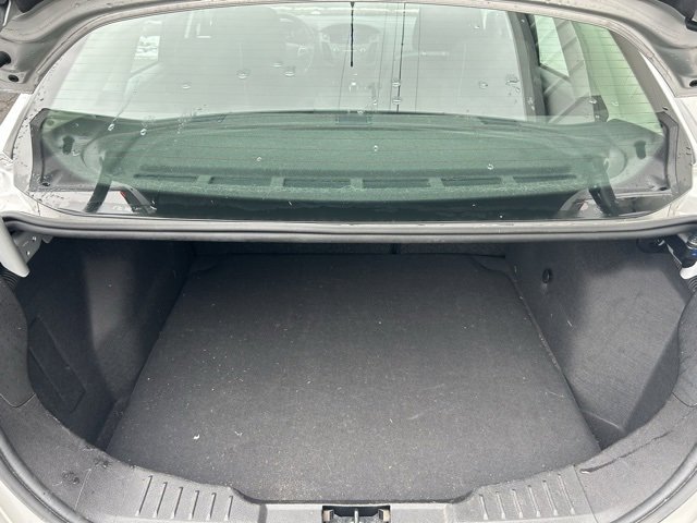 Used 2016 Ford Focus SE w/ SE Sport Package image 11