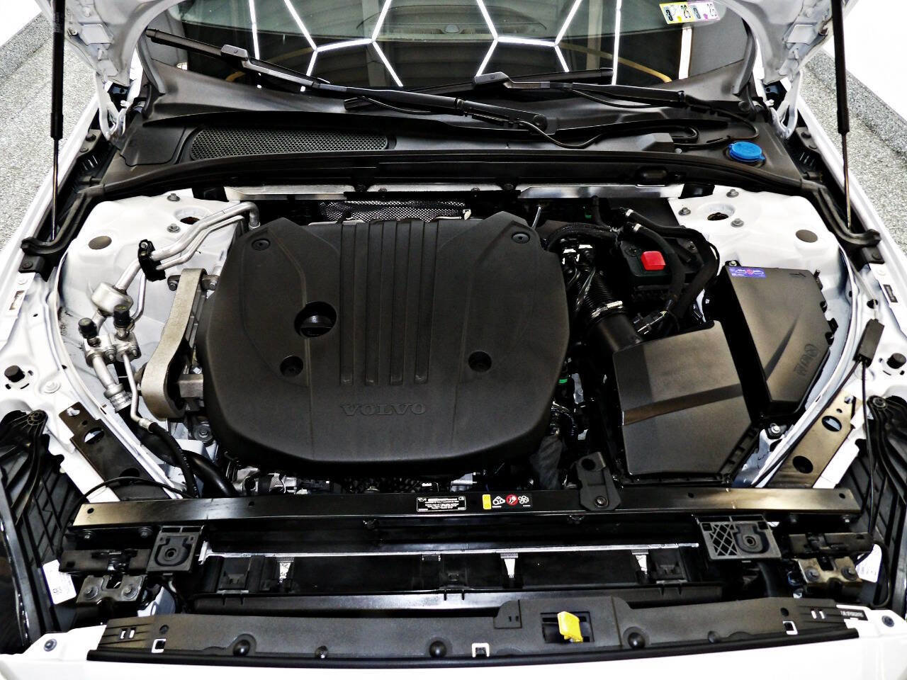 Used 2024 Volvo S60 B5 Plus image 21