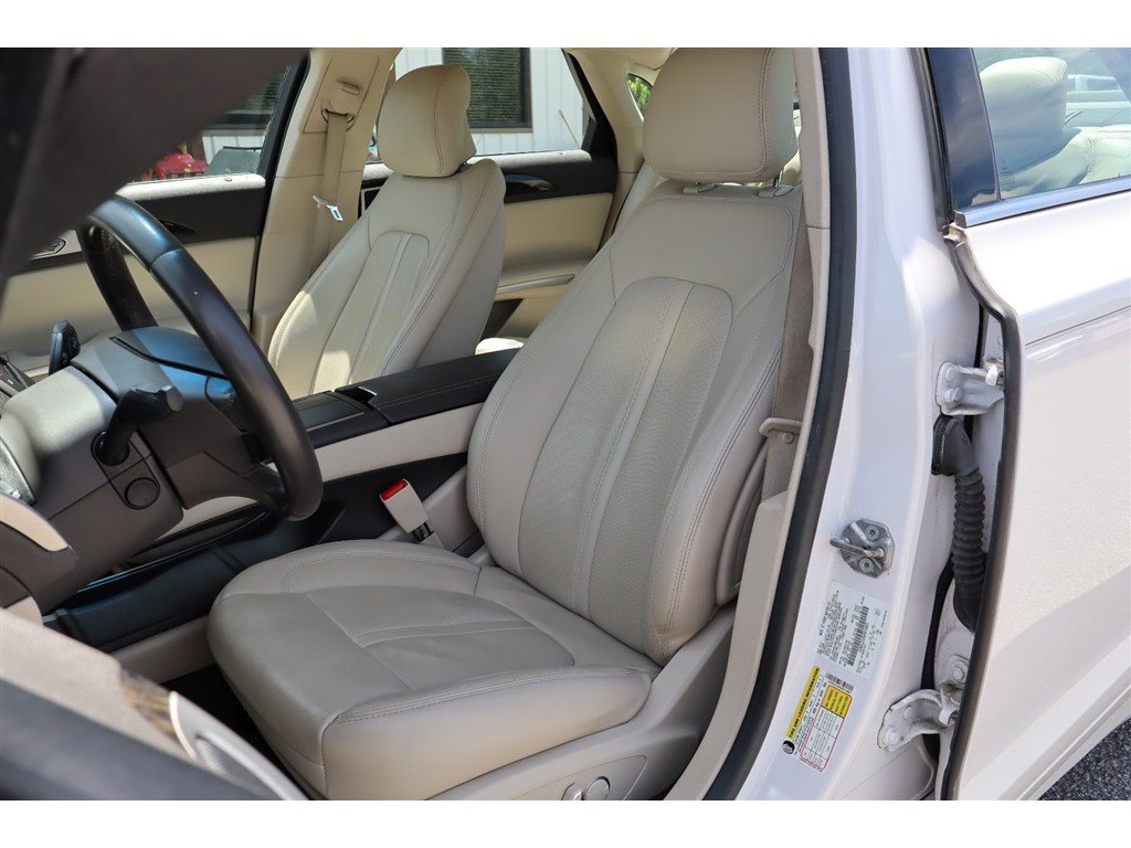 Used 2016 Lincoln MKZ Hybrid w/ Equipment Group 600A Reserve FWD image 11