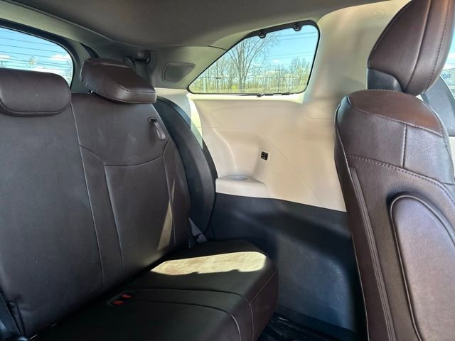 Used 2024 Toyota Sienna Platinum AWD/4WD image 14