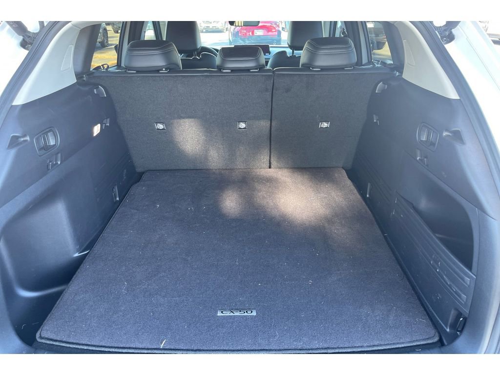 Certified 2025 MAZDA CX-50 2.5 Hybrid w/ Premium Plus Pkg image 18