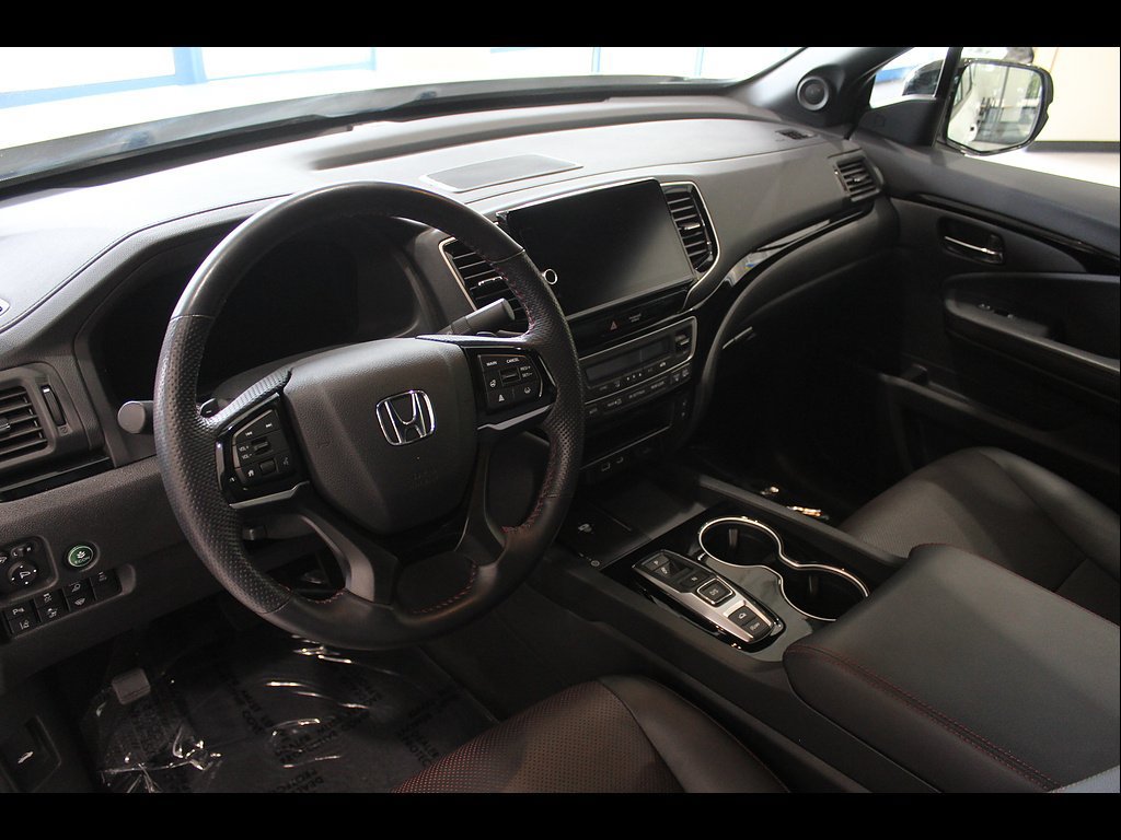Certified 2023 Honda Ridgeline Black Edition image 13