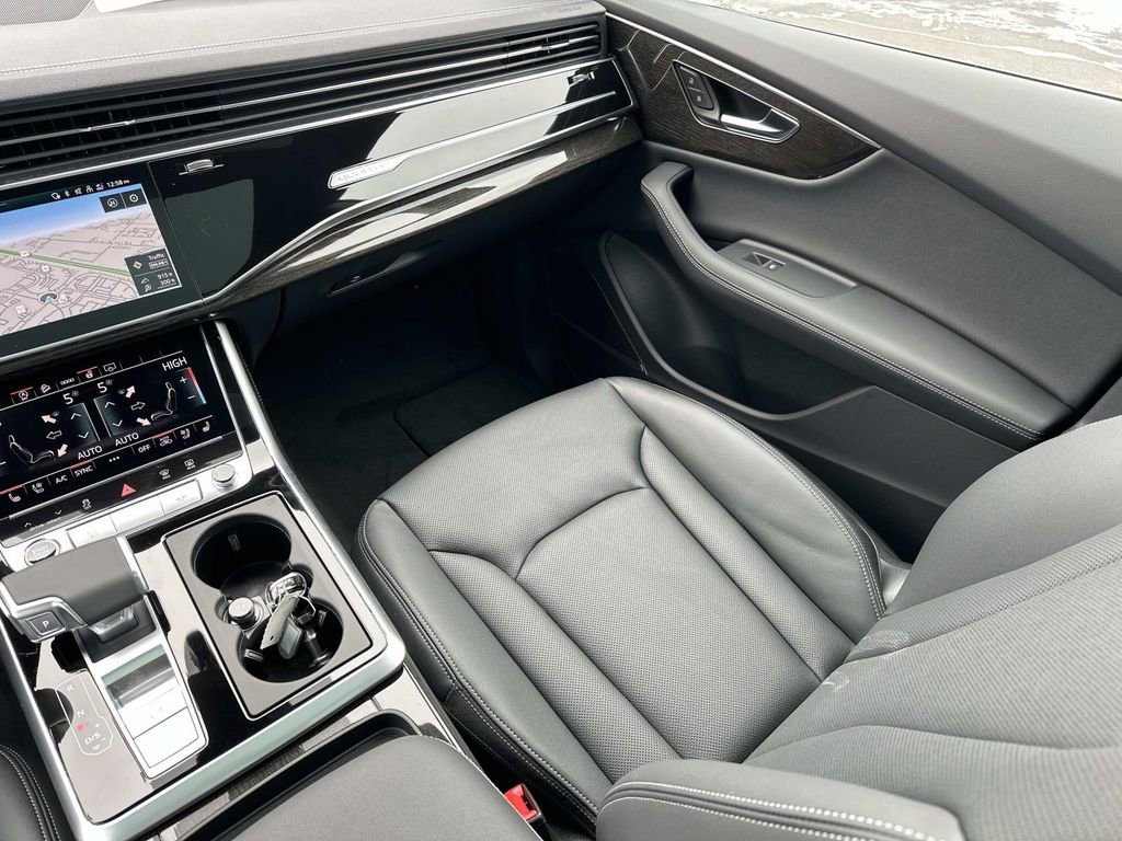 New 2026 Audi Q8 Premium Plus image 32