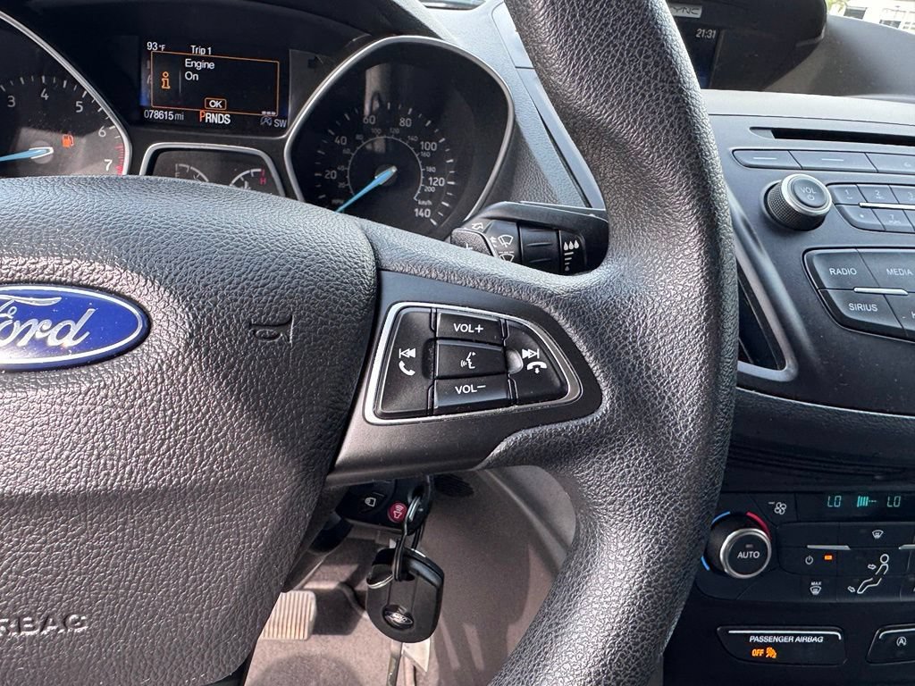 Used 2017 Ford Escape SE AWD/4WD image 15