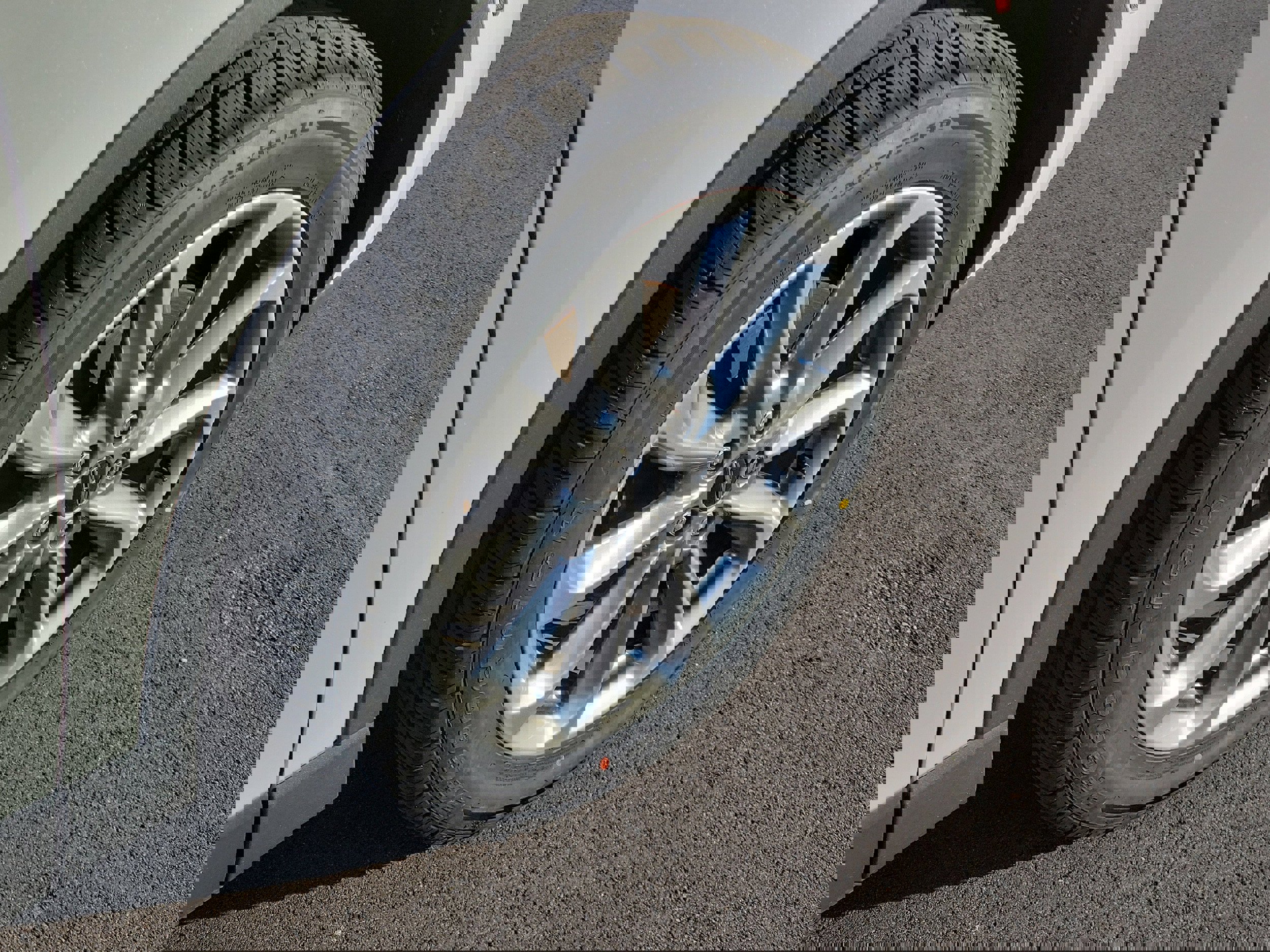 Used 2022 Lincoln Corsair AWD w/ Premium Package image 5