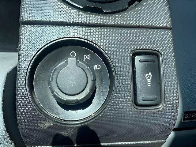 Used 2013 Ford F550 4x4 SuperCab Super Duty w/ Payload Upgrade Pkg image 31