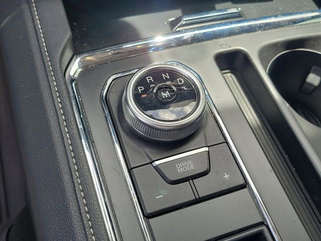 Used 2024 Ford Expedition XLT RWD image 25