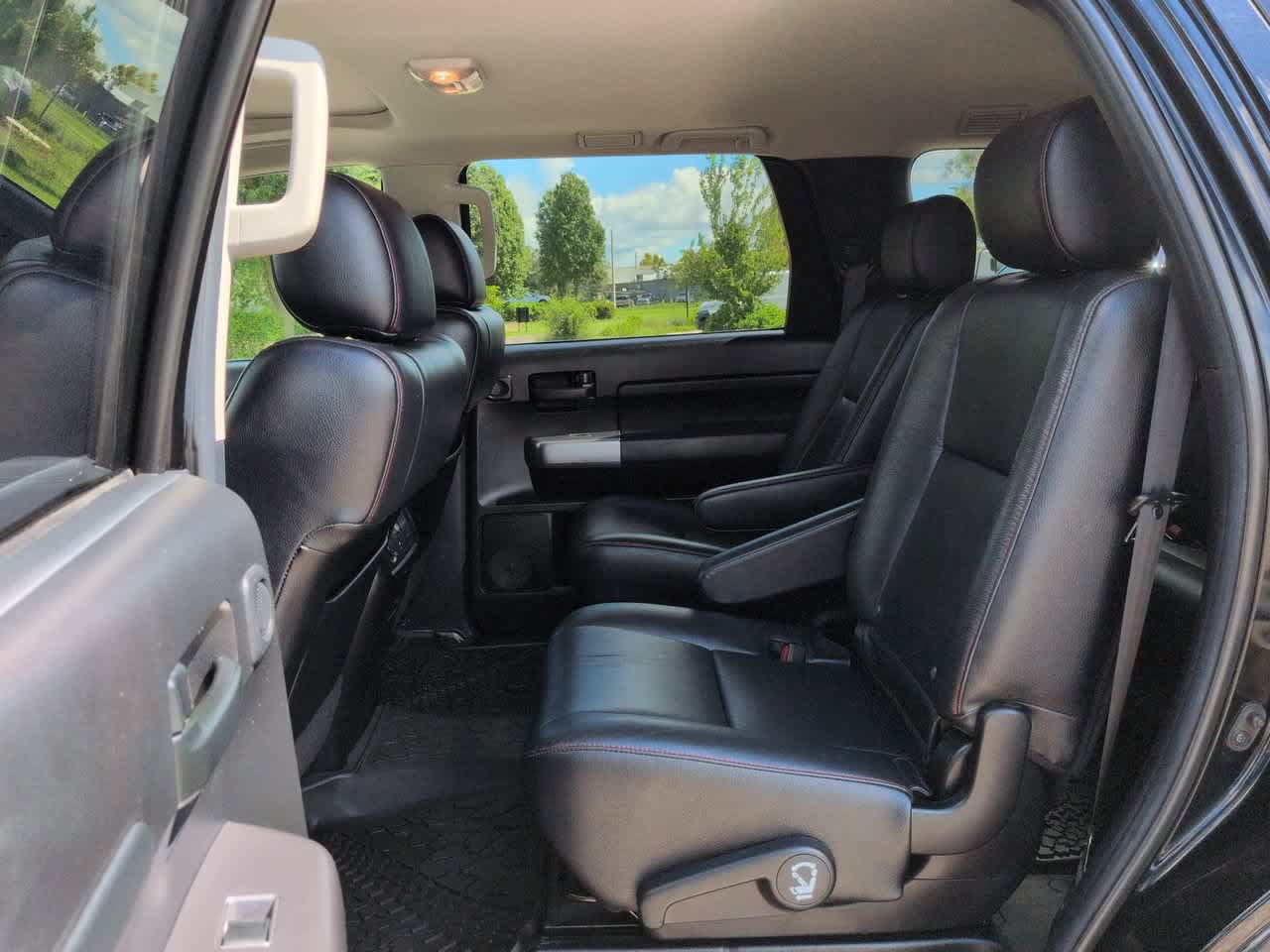 Used 2020 Toyota Sequoia TRD Pro AWD/4WD image 14