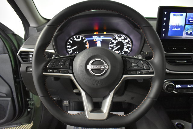Certified 2026 Nissan Altima 2.5 SR w/ SR Midnight Edition Package FWD image 14