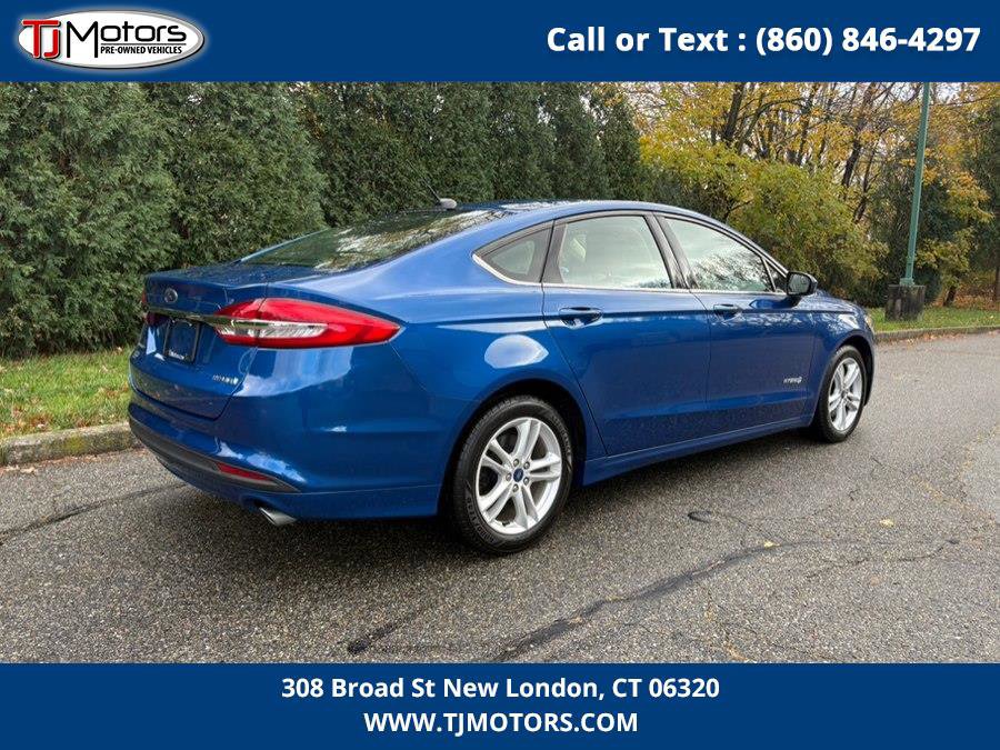 Used 2018 Ford Fusion S image 9