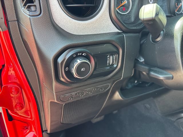 Used 2025 Jeep Wrangler Sport AWD/4WD image 14