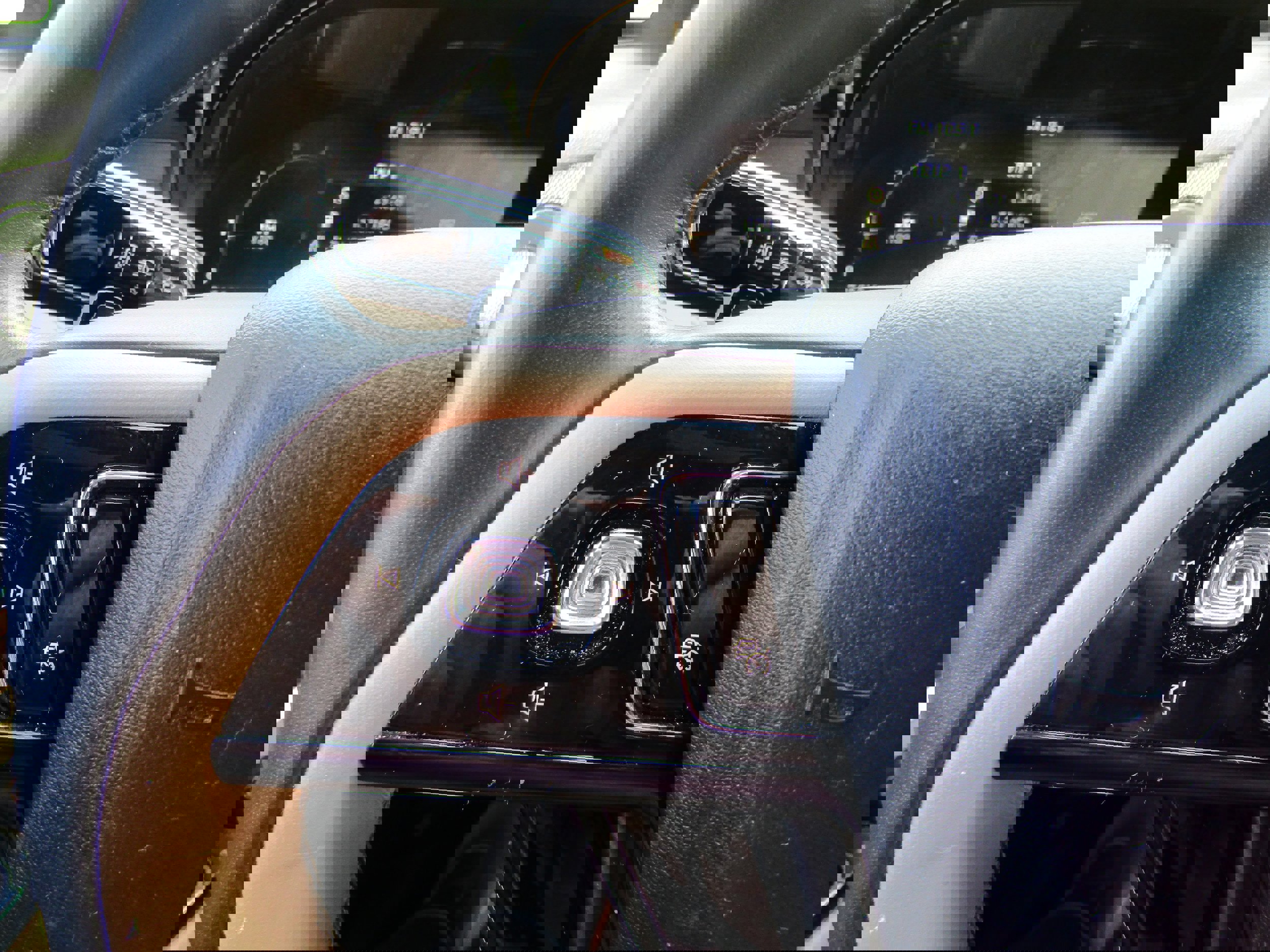 Used 2022 Lincoln Corsair Reserve w/ Equipment Group 201A image 25