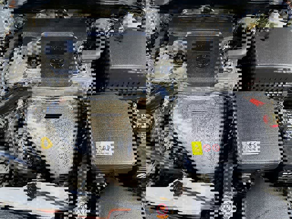 Used 2017 Toyota Camry SE image 9