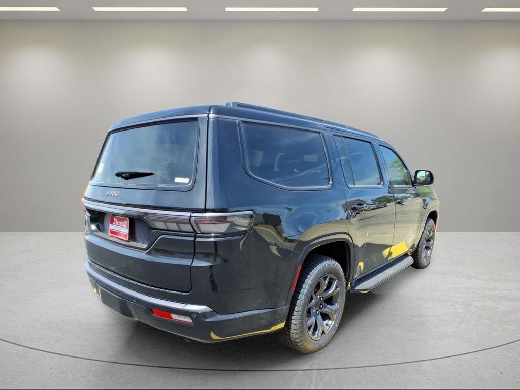 New 2026 Jeep Grand Wagoneer 4WD image 3