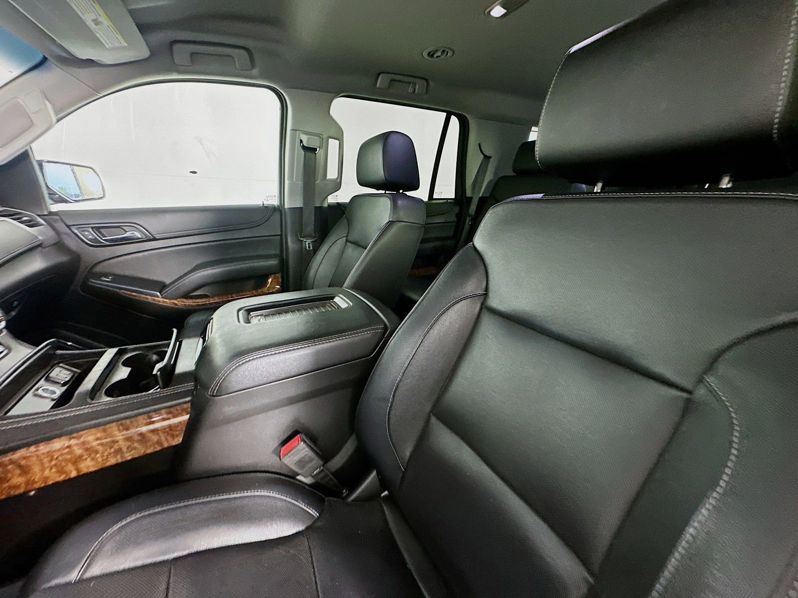 Used 2020 Chevrolet Tahoe Premier AWD/4WD image 22