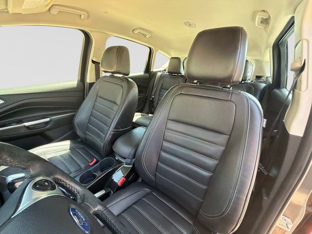 Used 2017 Ford C-MAX Energi Titanium w/ Equipment Group 501A FWD image 21