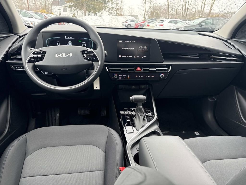 New 2026 Kia Niro LX image 6