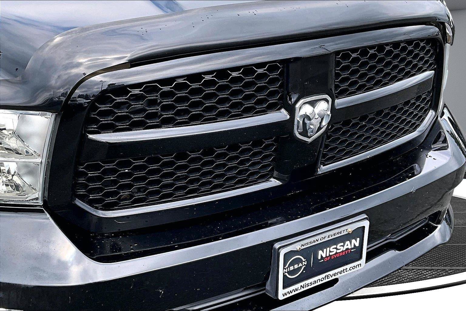 Used 2013 RAM 1500 Express AWD/4WD image 32