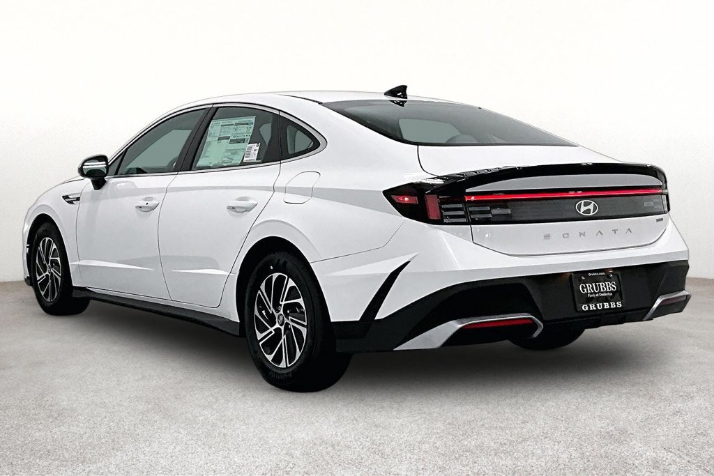 New 2026 Hyundai Sonata Blue FWD image 4