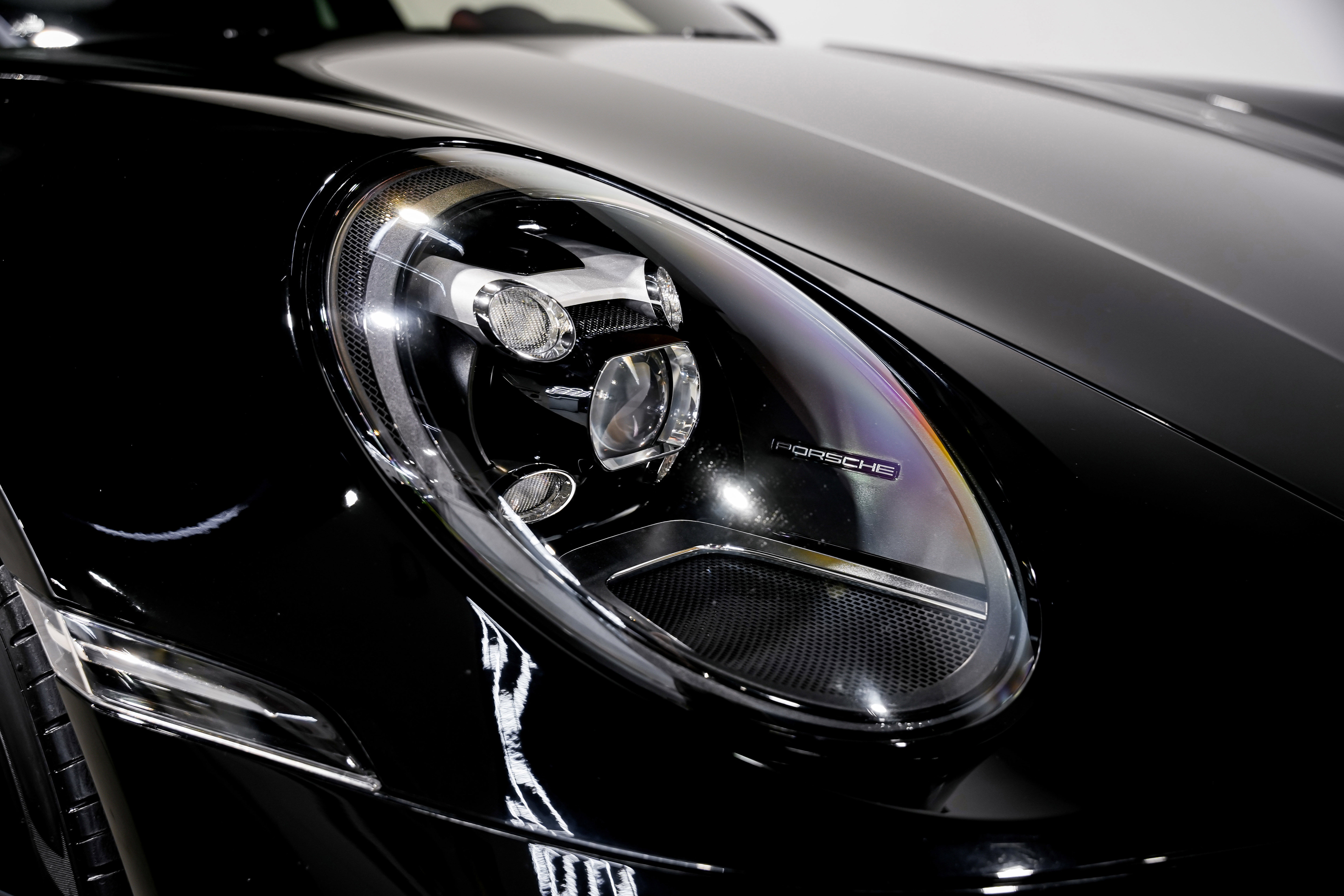 Used 2020 Porsche 911 Carrera S image 41