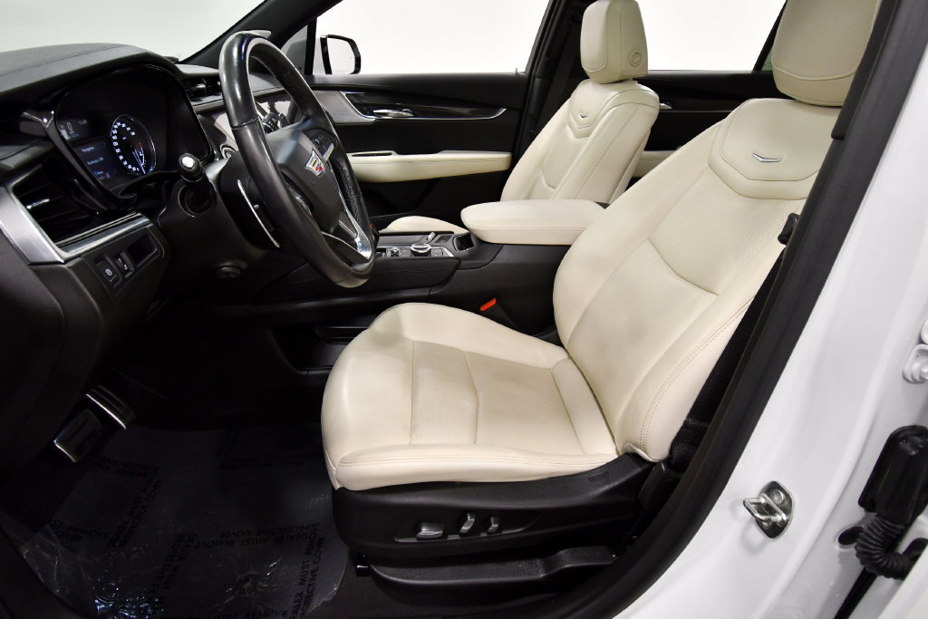 Used 2023 Cadillac XT6 Sport AWD/4WD image 14