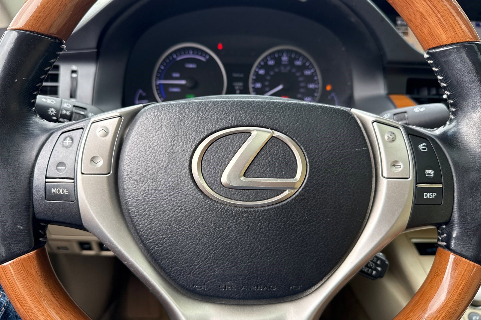 Used 2015 Lexus ES 300h w/ Navigation System Package FWD image 17