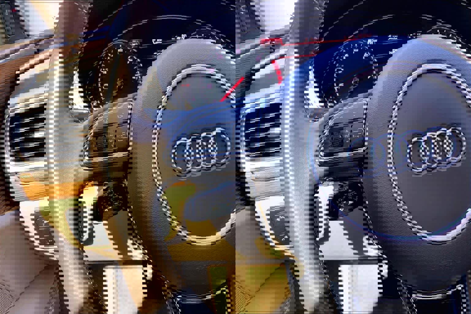 Used 2017 Audi A7 3.0T Premium Plus w/ Comfort Seating Package image 24